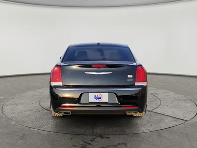 كرايسلر 300 LIMITED 2021 مستعملة — صورة 6