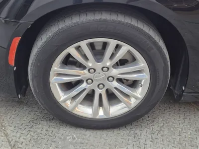 كرايسلر 300 LIMITED 2021 مستعملة — صورة 9