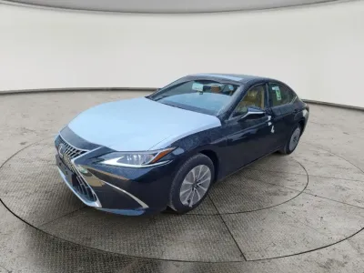 لكزس ES 250 AA Elegant 2025 جديدة — صورة 3