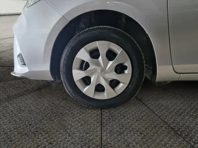 تويوتا يارس Y FLT 2022 مستعملة — صورة 5