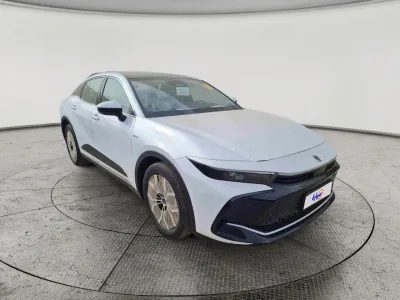 تويوتا كراون Prestige 2026 جديدة — صورة 2