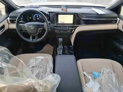 تويوتا كامري LE HEV 2026 جديدة — صورة 10