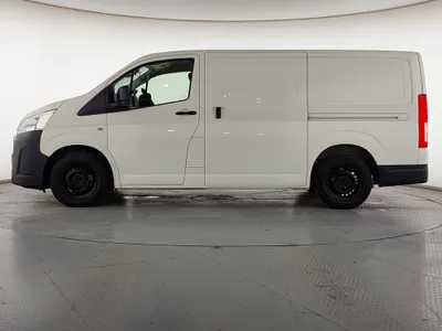 تويوتا هايس cargo van فان بضاعه 2023 مستعملة — صورة 8
