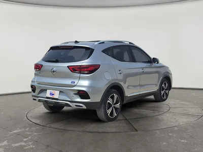 ام جي ZS LUX 2023 مستعملة — صورة 5