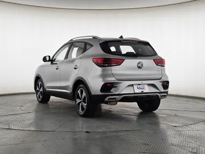 ام جي ZS LUX 2023 مستعملة — صورة 7