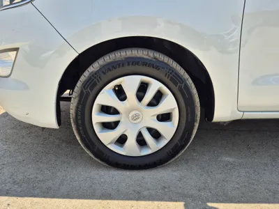 تويوتا اينوفا STD Diesel 2023 مستعملة — صورة 9