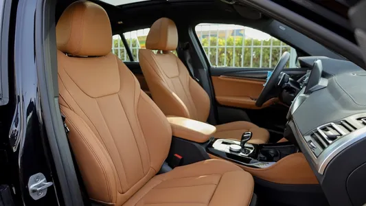 بي ام دبليو الفئة اكس 4 xDrive 30i 2025 جديدة — صورة 6