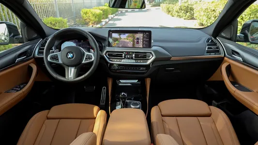 بي ام دبليو الفئة اكس 4 xDrive 30i 2025 جديدة — صورة 4