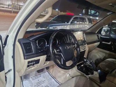 تويوتا لاندكروزر Grand Touring 2021 مستعملة — صورة 12
