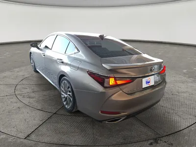 لكزس ES 350 2019 مستعملة — صورة 6