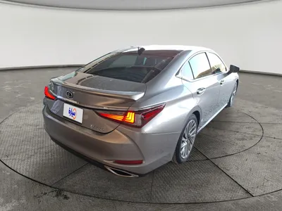 لكزس ES 350 2019 مستعملة — صورة 4