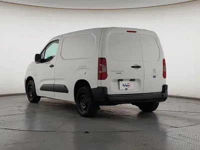 بيجو بارتنر Short van 2021 مستعملة — صورة 7