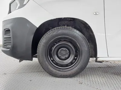 بيجو بارتنر Short van 2021 مستعملة — صورة 9