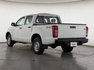 ايسوزو دي ماكس Double Cab 2024 مستعملة — صورة 7