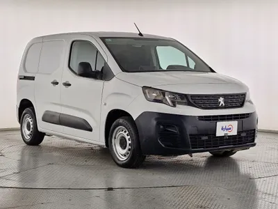 بيجو بارتنر Short van 2023 مستعملة — صورة 3