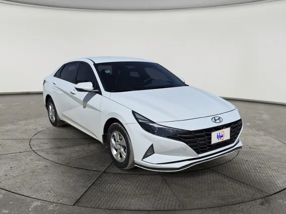 Hyundai Elantra Smart 2021 