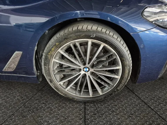 BMW 5 Series 520i 2022 