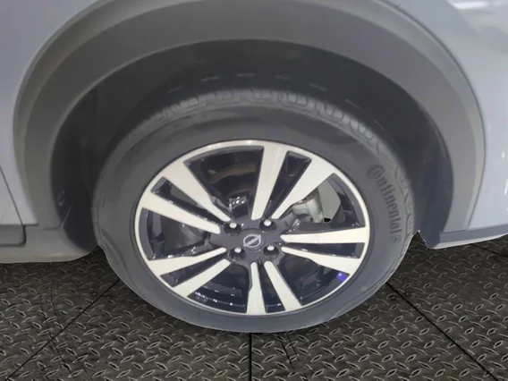 Nissan Kicks SV 2024 