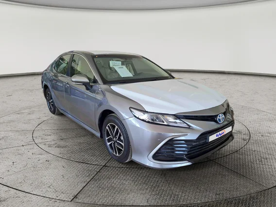 Toyota Camry  LE 2024 