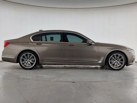 BMW 7 Series 730Li 2019 