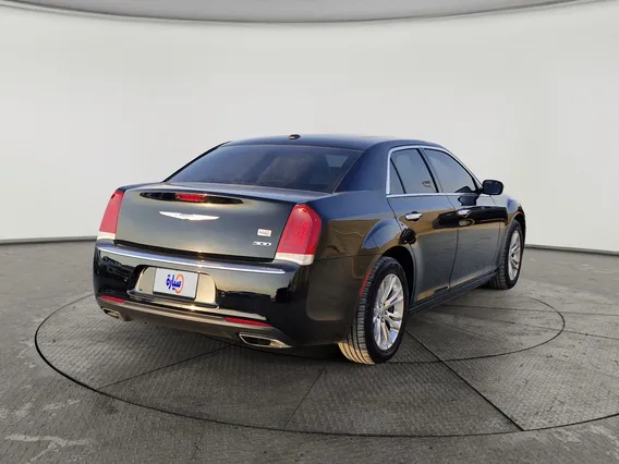 Chrysler 300 LIMITED 2021 