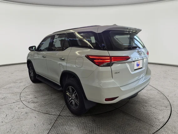 Toyota Fortuner GX2 4x4 Diesel 2022 دبل
