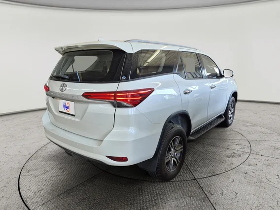 Toyota Fortuner GX2 4x4 Diesel 2022 دبل