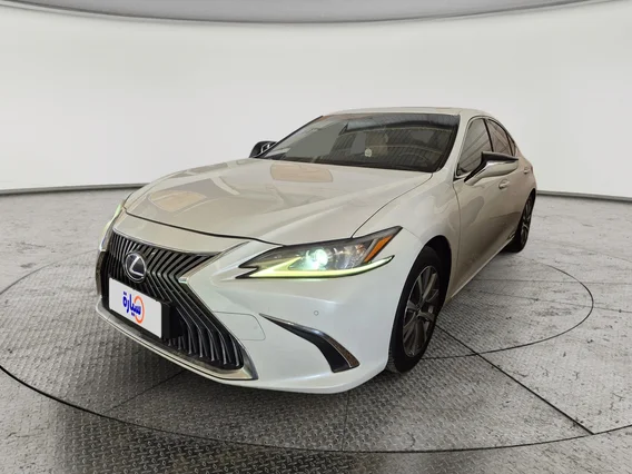 لكزس ES 300 H 2020 
