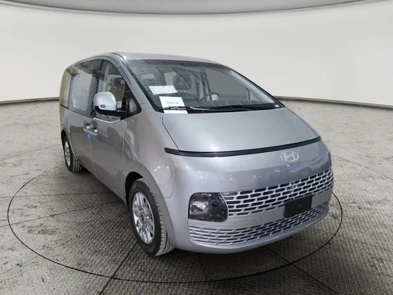 Hyundai Staria Smart 9 ST 2025 