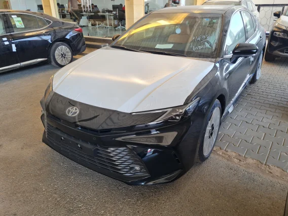 Toyota Camry  LUMIERE HEV 2025 
