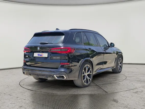 بي ام دبليو الفئة اكس 5 xDrive 40i 2022 