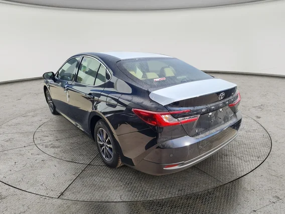 Toyota Camry  E HEV 2025 
