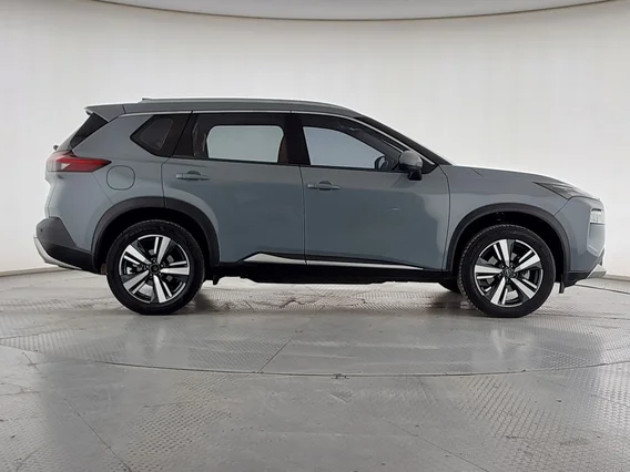 Nissan Xtrail SL 2023 دبل