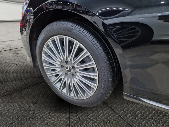 Mercedes E 300 2023 