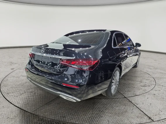 Mercedes E 300 2023 