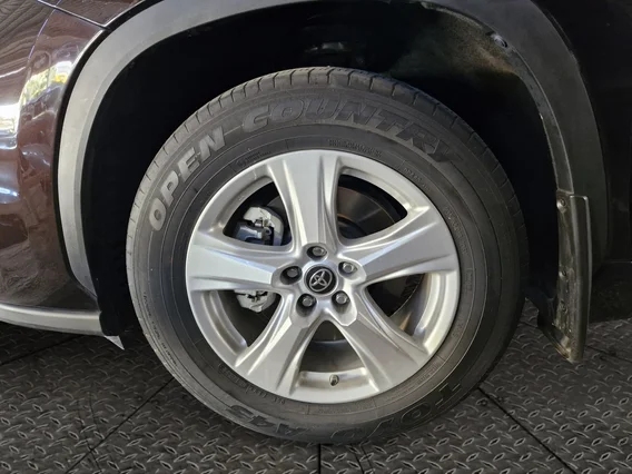 Toyota Highlander LE 2022 