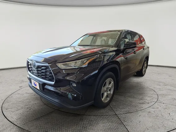 تويوتا هايلاندر LE 2022 