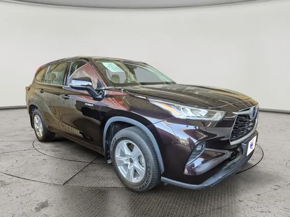 تويوتا هايلاندر LE 2022 