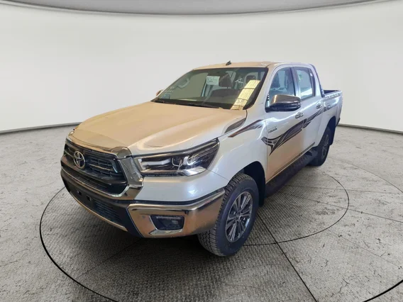 Toyota Hilux SGLX 4X4 2.7L MT  2025 دبل