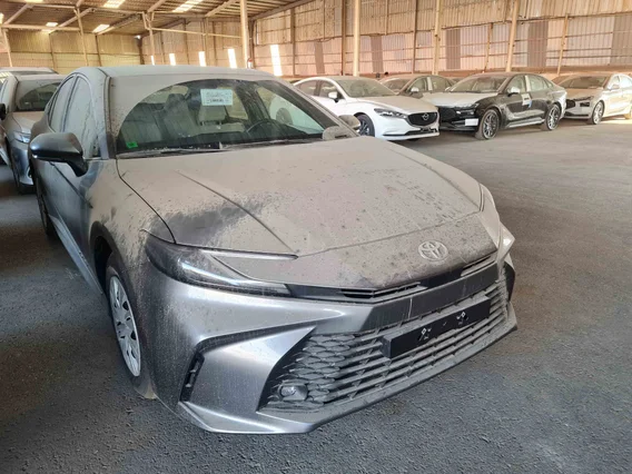 تويوتا كامري E 2025 