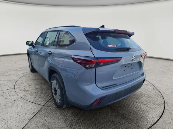 Toyota Highlander GLE Black Edition	 2025 