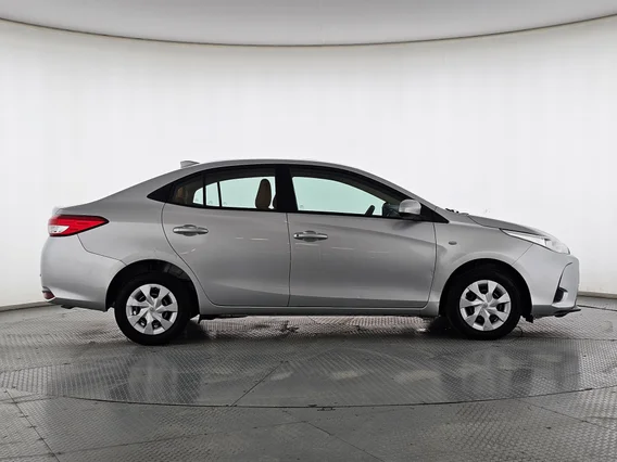 Toyota Yaris  Y 2021 