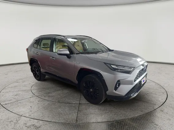 Toyota RAV4 XLE HEV 2023 