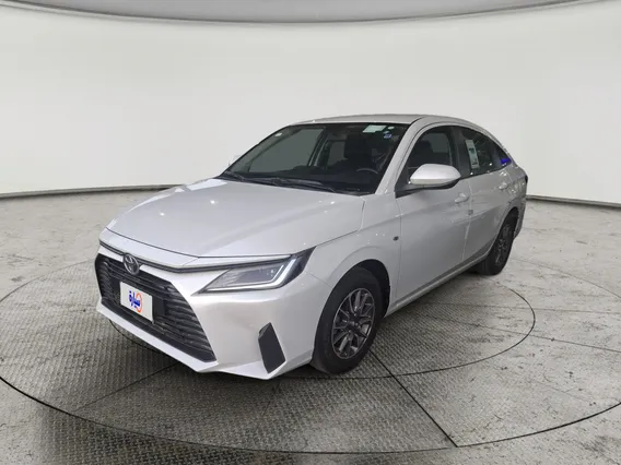 Toyota Yaris  Y 2024 