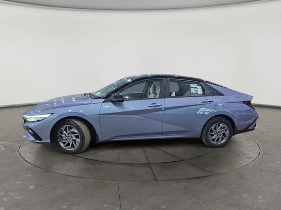 Hyundai Elantra Smart China 2025 