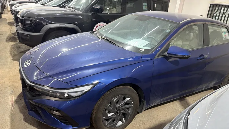 Hyundai Elantra Smart China 2025 