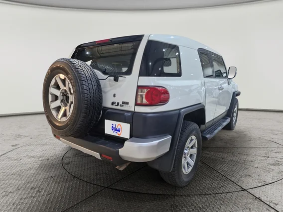 Toyota FJ Cruiser STD 2023 دبل
