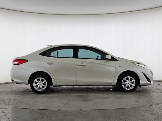 Toyota Yaris  Y 2019 