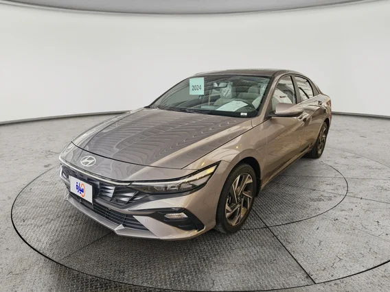 Hyundai Elantra Comfort 2024 