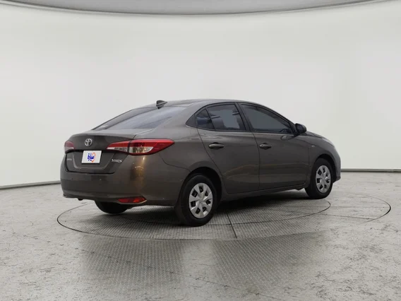 Toyota Yaris  Y 2021 